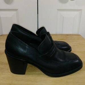 Steve Madden Heel Black leather loafers